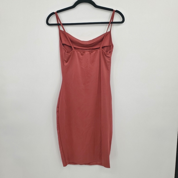 ♧ MRT 1030 Burnt Orange Stretch Satin Slip Dress Size Medium - Picture 3 of 4